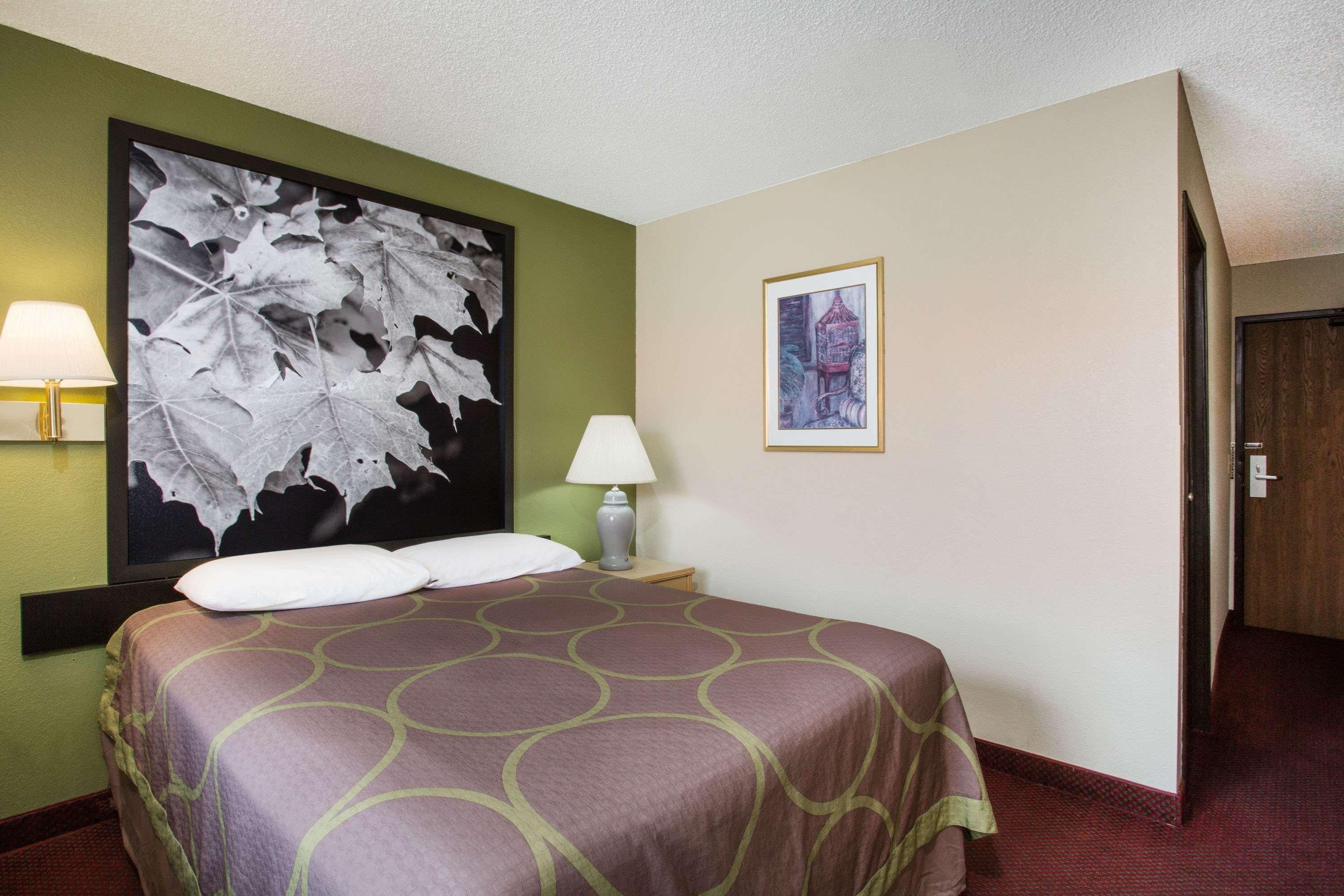 Super 8 By Wyndham Salem Va Motel Ngoại thất bức ảnh