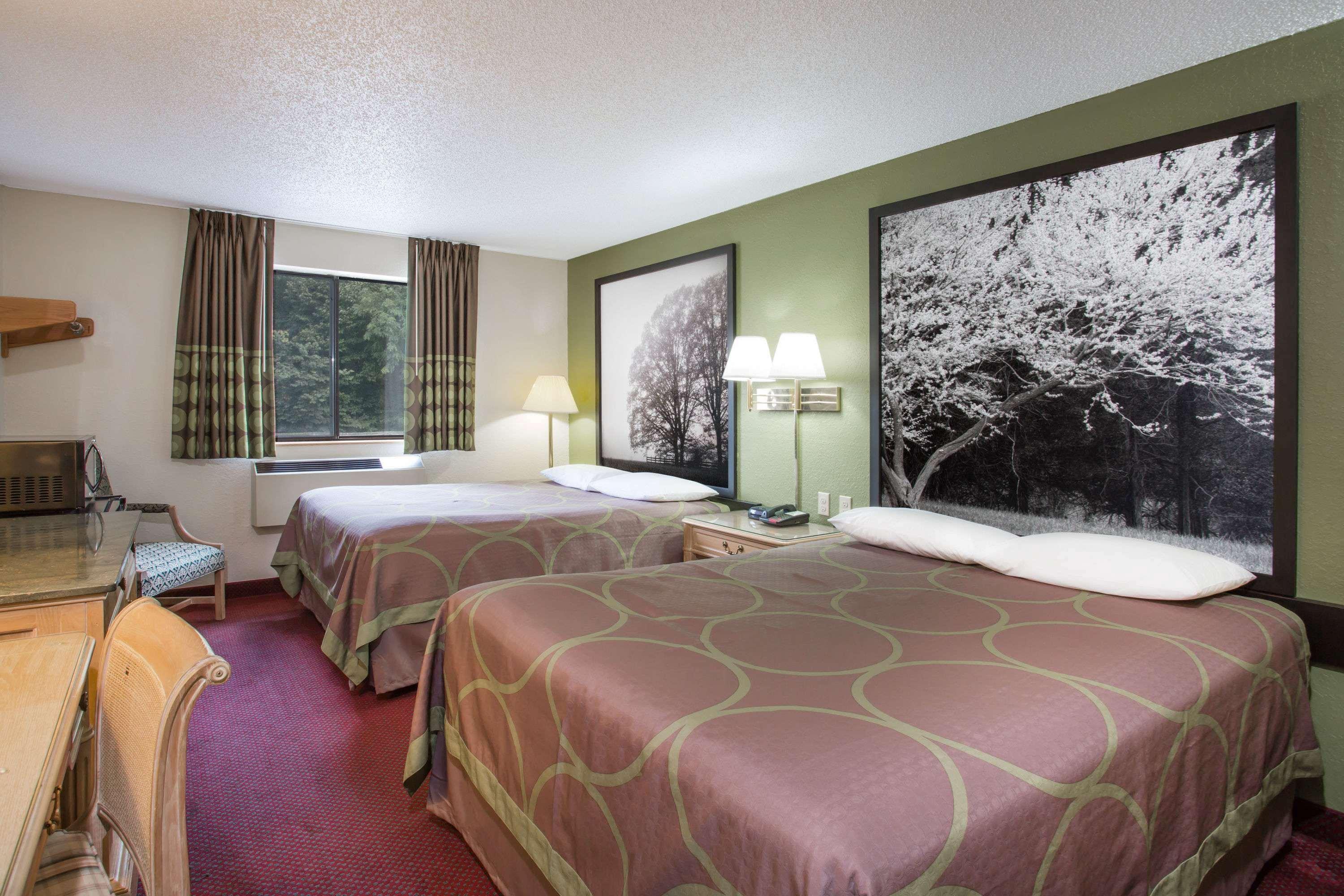 Super 8 By Wyndham Salem Va Motel Ngoại thất bức ảnh