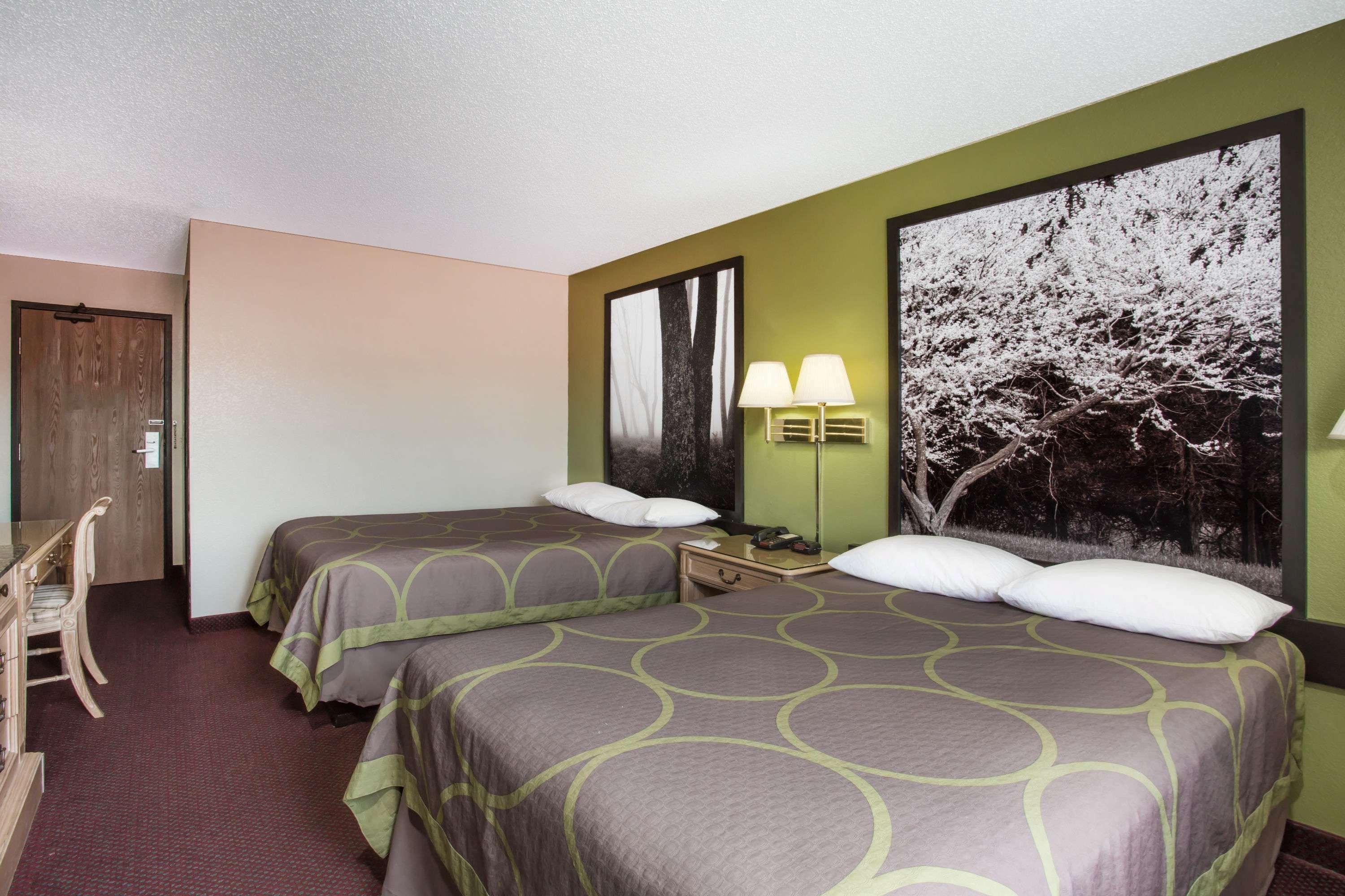 Super 8 By Wyndham Salem Va Motel Ngoại thất bức ảnh